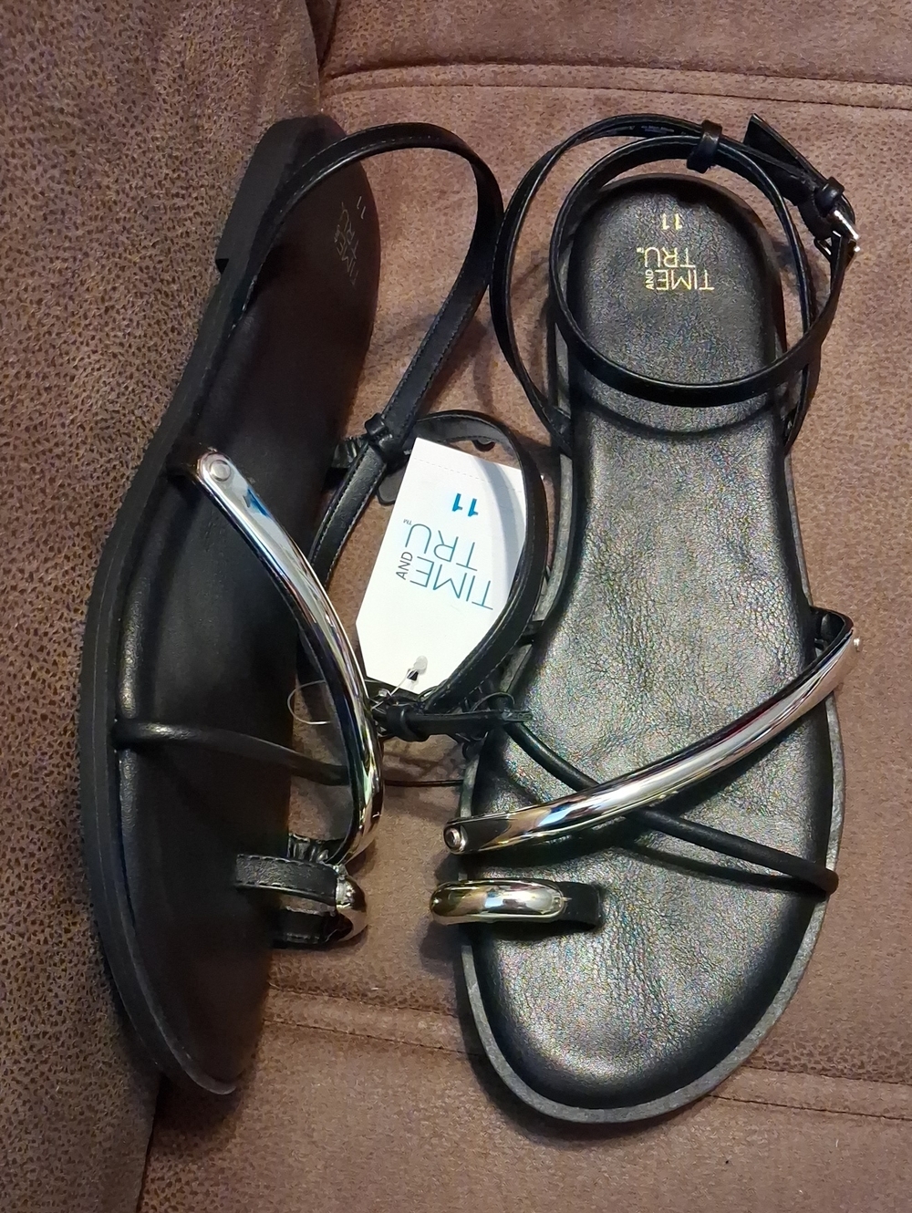 Time and Tru Black Sandals with Gold Metallic Accent Straps Size 11
